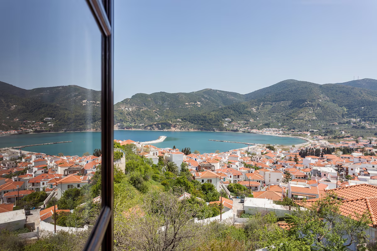 Aquamarine Apartment on Skopelos island