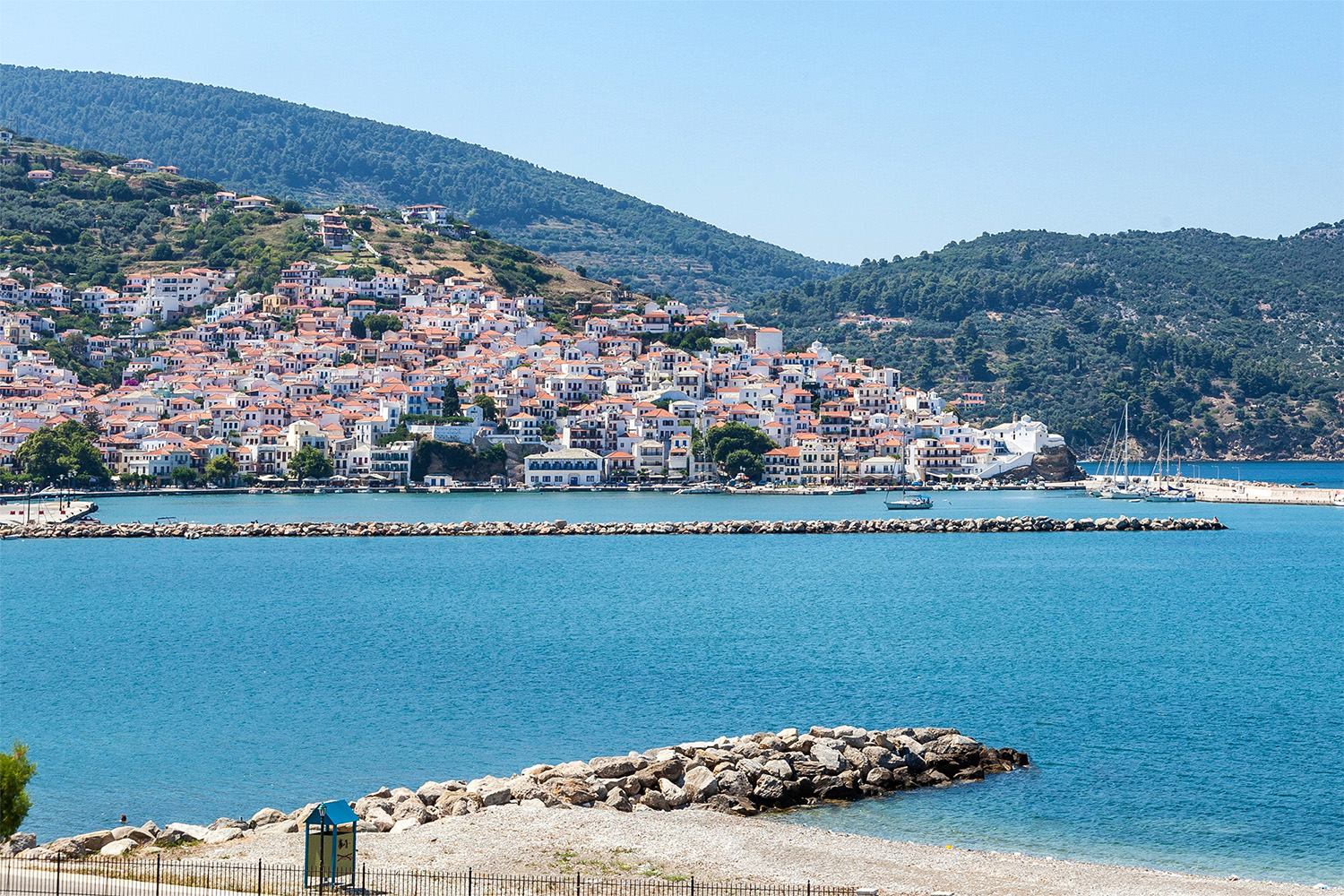Lookout Studio in Skopelos town